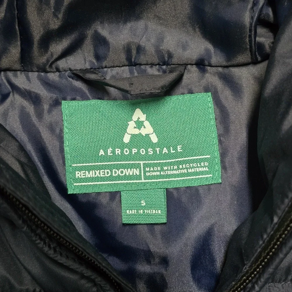 Aeropostale Mens Small Puffer Jacket Navy Blue Coat Recycled Down EUC‎